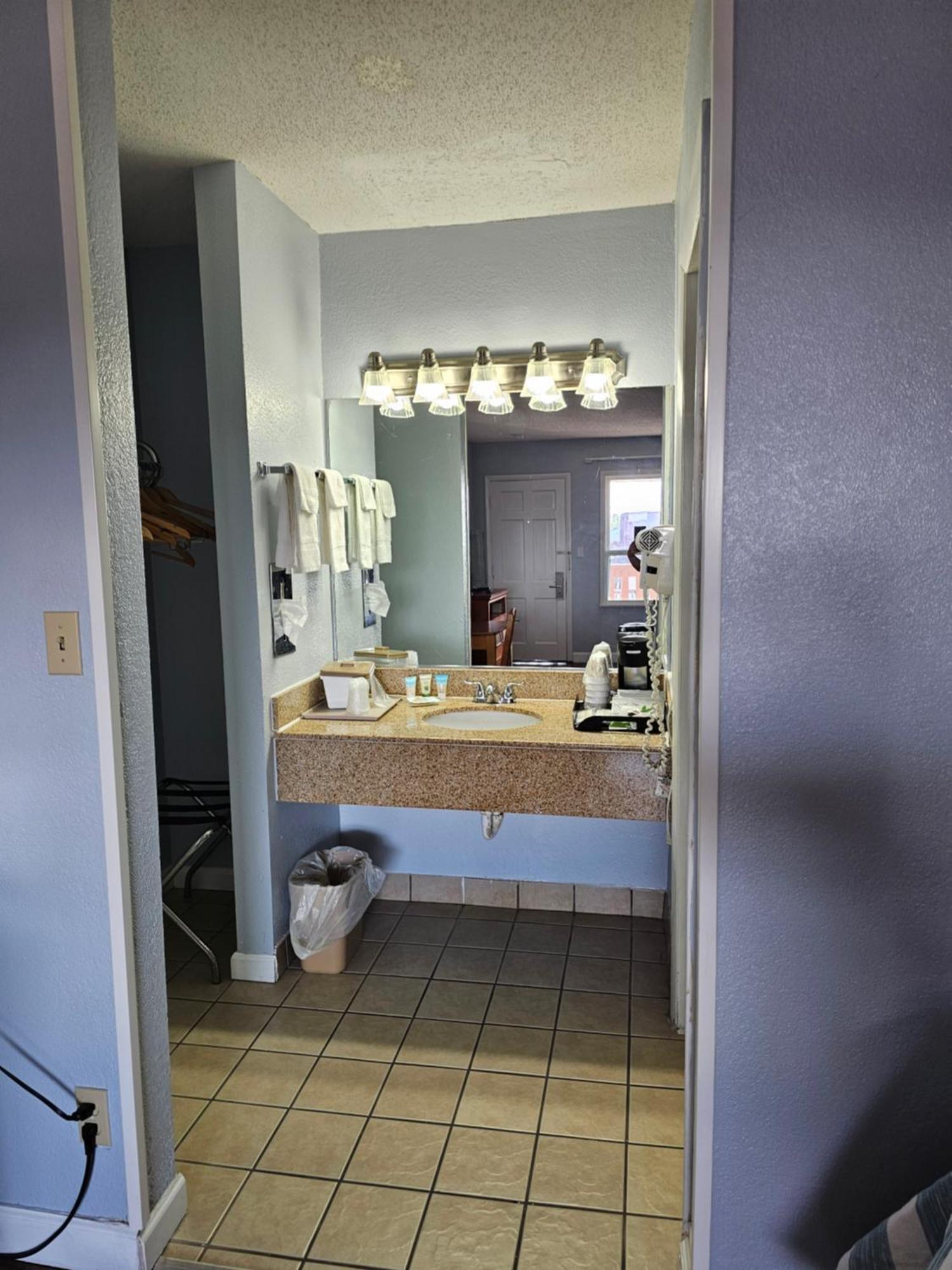 Atlantic Shores Inn And Suites Chincoteague Εξωτερικό φωτογραφία